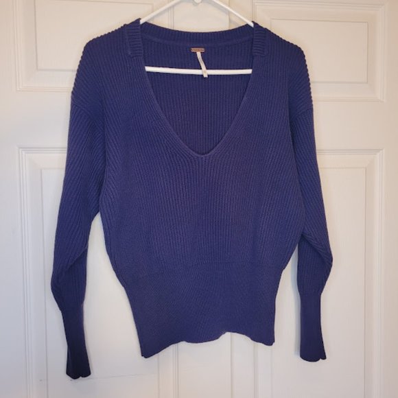 SOLD: Free People Allure Pullover V Knit Sweater Oversize Baggy XS Anthro Vibe - Picture 4 of 9